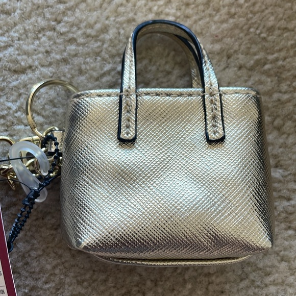 Lot of 4 Merona MINI Tote Keychains/ Bag Charms, 3 metallic and 1 Blue. NWT - Picture 7 of 11